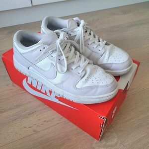 Nike dunk low Venice light purple W8.5 250